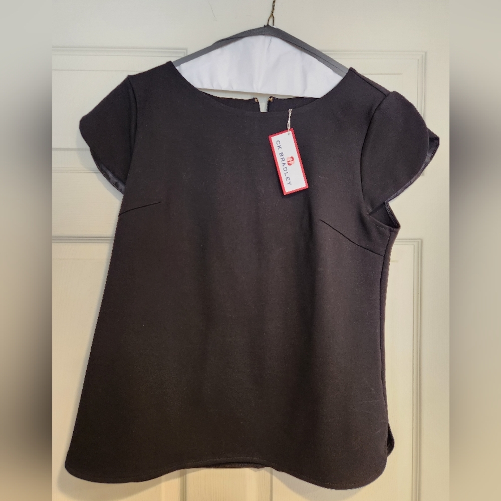 CK bradley solid black top